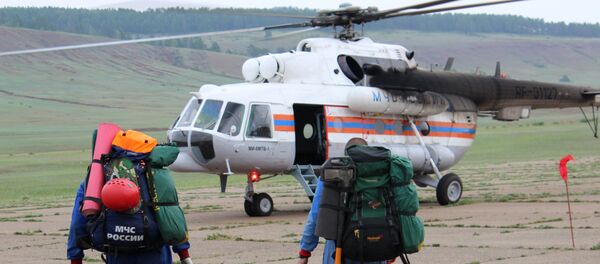 Equipos de socorro se dirigen al lugar del accidente del Il-76 ruso Equipos de socorro se dirigen al lugar del accidente del Il-76 ruso - Sputnik Mundo