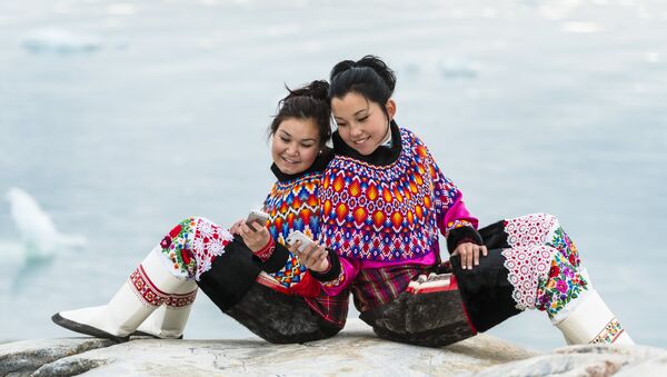 Jóvenes esquimales - Sputnik Mundo