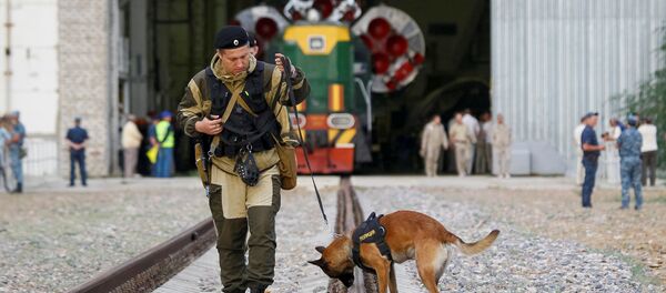 Preparativos para el lanzamiento del cohete portador ruso Soyuz-FG - Sputnik Mundo