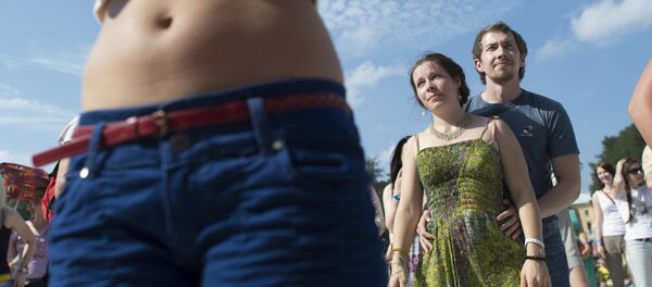 El estómago de una mujer - Sputnik Mundo