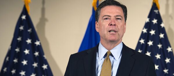 FBI Director James Comey makes a statement at FBI Headquarters in Washington, Tuesday, July 5, 2016 - Sputnik Mundo