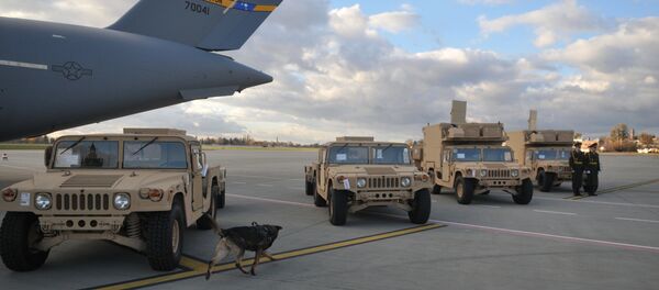 La ceremonia de la entrega de los radares estadounidenses a Ucrania - Sputnik Mundo