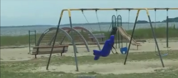 ¿Un fantasma en el parque? ¿Un fantasma en el parque? - Sputnik Mundo