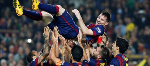 Lionel Messi y jugadores del Barça - Sputnik Mundo