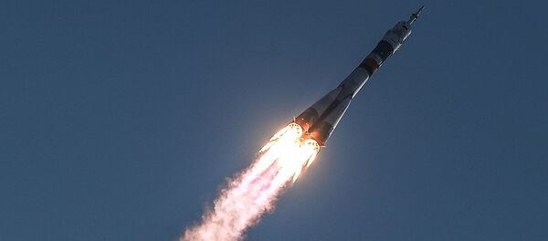 El lanzamiento del cohete portador Soyuz-FG,  con la nave tripulada de nueva serie Soyuz-MS, desde el cosmódromo de Baikonur - Sputnik Mundo