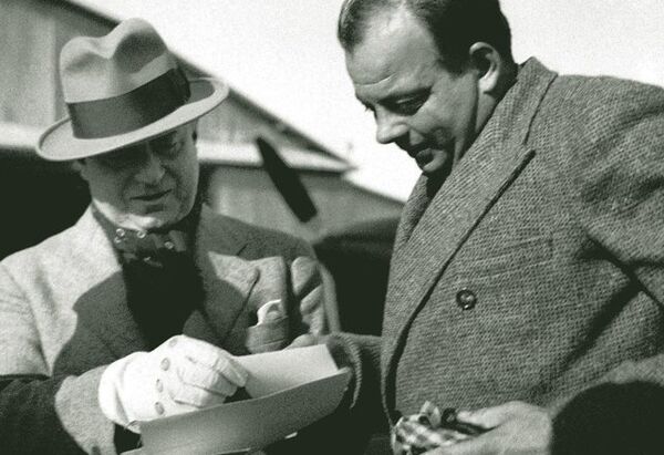 Saint-Exupéry y Marcel Peyrouton en Túnez, 1935 - Sputnik Mundo