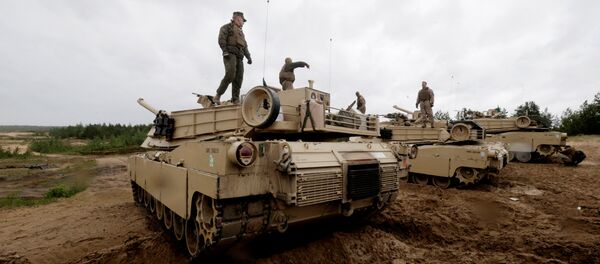 Las Fuerzas de la OTAN en Letonia - Sputnik Mundo