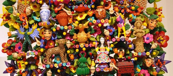 'Árbol de la vida' de Oscar Soteno en exhibición en el Museo de Arte Popular de la Ciudad de México - Sputnik Mundo