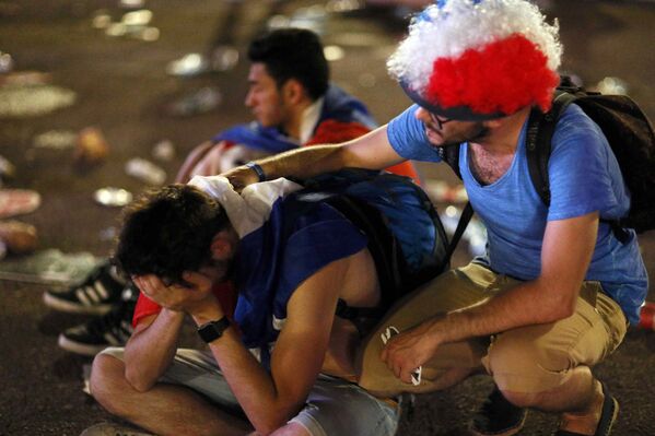 Euforia y llanto en la final de la Eurocopa 2016 - Sputnik Mundo