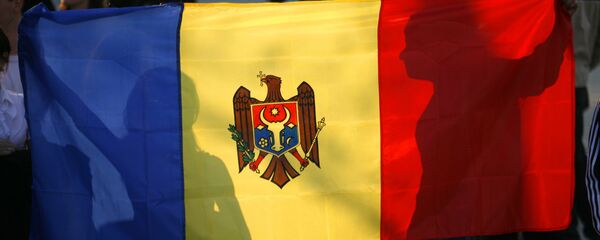 La bandera nacional de Moldavia (archivo) - Sputnik Mundo