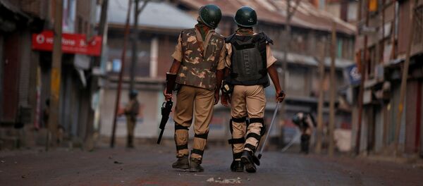 Policías de la India en Cachemira - Sputnik Mundo