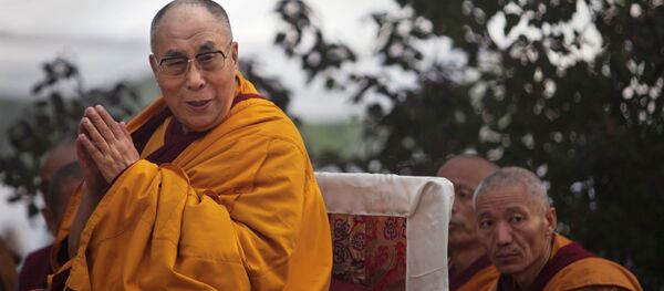Tibetan spiritual leader the Dalai Lama - Sputnik Mundo