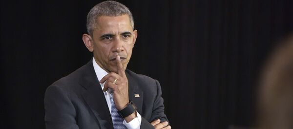 US President Barack Obama answers a question during a discussion on the Supreme Court and the country's judicial system at the University of Chicago Law School, in Chicago on April 7, 2016. US President Barack Obama answers a question during a discussion on the Supreme Court and the country's judicial system at the University of Chicago Law School, in Chicago on April 7, 2016. - Sputnik Mundo
