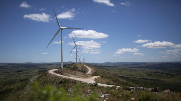 Un parque eólico en Uruguay (archivo) - Sputnik Mundo