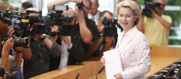 La presidenta de la Comisión Europea, Ursula von der Leyen - Sputnik Mundo
