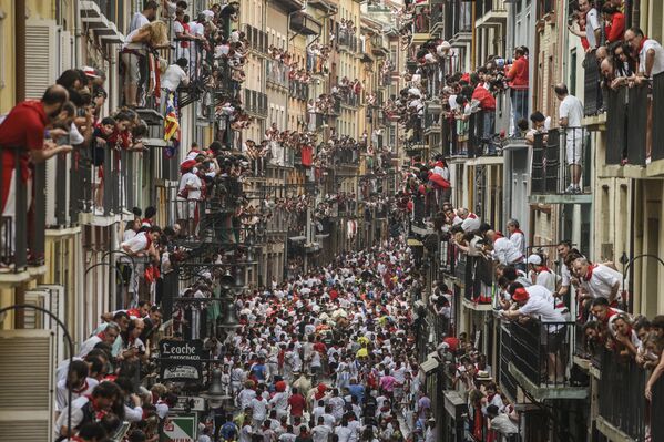 Entretenimiento peligroso: la fiesta de San Fermín en España - Sputnik Mundo
