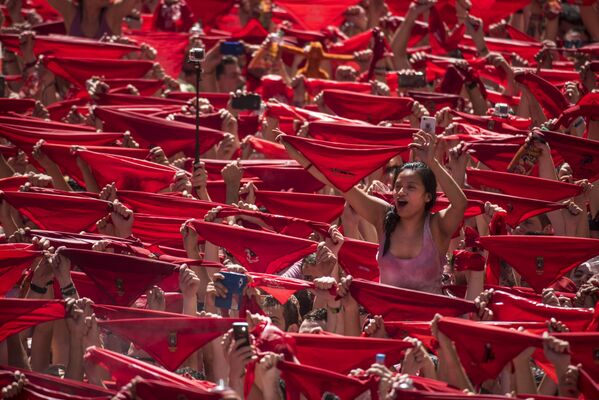Entretenimiento peligroso: la fiesta de San Fermín en España - Sputnik Mundo