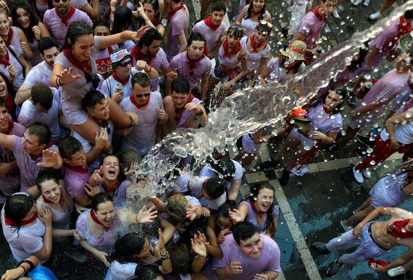 Entretenimiento peligroso: la fiesta de San Fermín en España - Sputnik Mundo