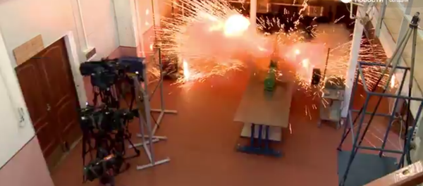 Las pruebas del cañón de riel en Rusia - Sputnik Mundo