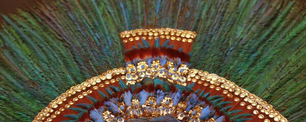 El penacho de Moctezuma II, el Museo de Etnología de Viena, Austria - Sputnik Mundo