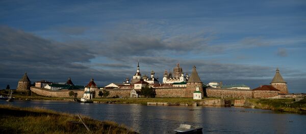 El Monasterio de Solovetsky, las islas Solovetsky en el mar Blanco - Sputnik Mundo