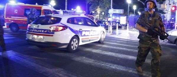 Primeras imágenes tras el atentado en Niza: Quería matar al mayor número posible de personas Primeras imágenes tras el atentado en Niza: Quería matar al mayor número posible de personas - Sputnik Mundo