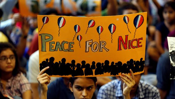 'Paz para Niza' 'Paz para Niza' - Sputnik Mundo