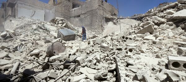 Ruinas en Alepo - Sputnik Mundo