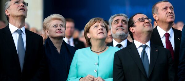 Líderes mundiales durante la Cumbre de la OTAN, Varsovia, Polonia, 8 de julio de 2016 - Sputnik Mundo