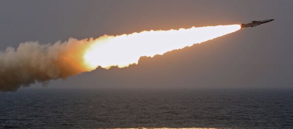 Misil hipersónico - Sputnik Mundo