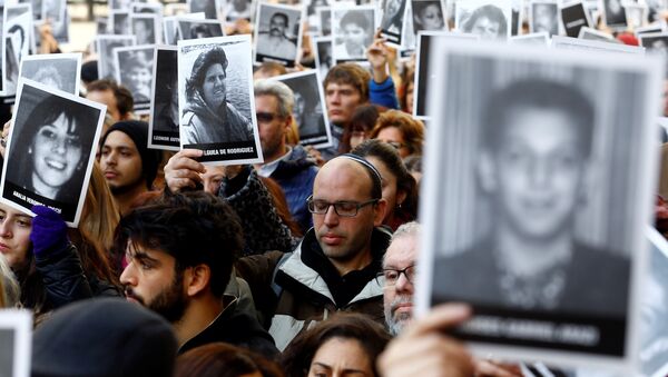 Acto organizado por las principales organizaciones judías de Argentina para rememorar el ataque contra la Asociación Mutualista Israelita Argentina (AMIA) - Sputnik Mundo