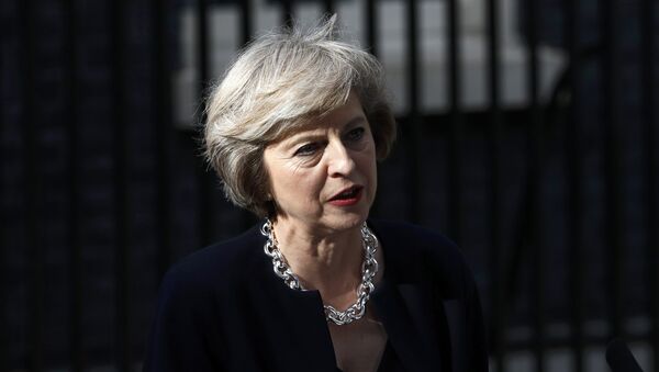 Theresa May, primera ministra británica - Sputnik Mundo