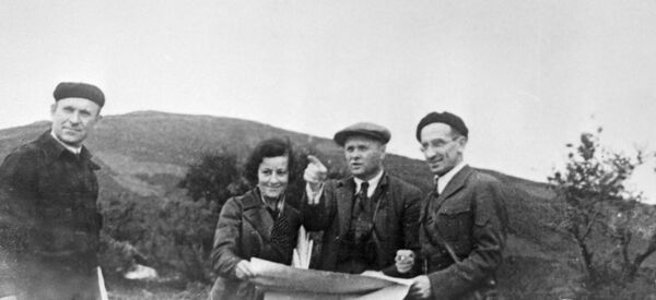 Kirill Meretskov (2do drcha.) en España durante la guerra civil - Sputnik Mundo