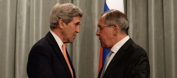 Secretario de Estado de EEUU, John Kerry, y ministro de Exteriores de Rusia, Serguéi Lavrov - Sputnik Mundo