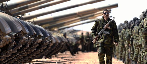 Miembros del Ejército de la Liberación del Pueblo Saharaui en el campamento de los refugiados del Sahara Occidental Dajla en la provincia de Tinduf - Sputnik Mundo