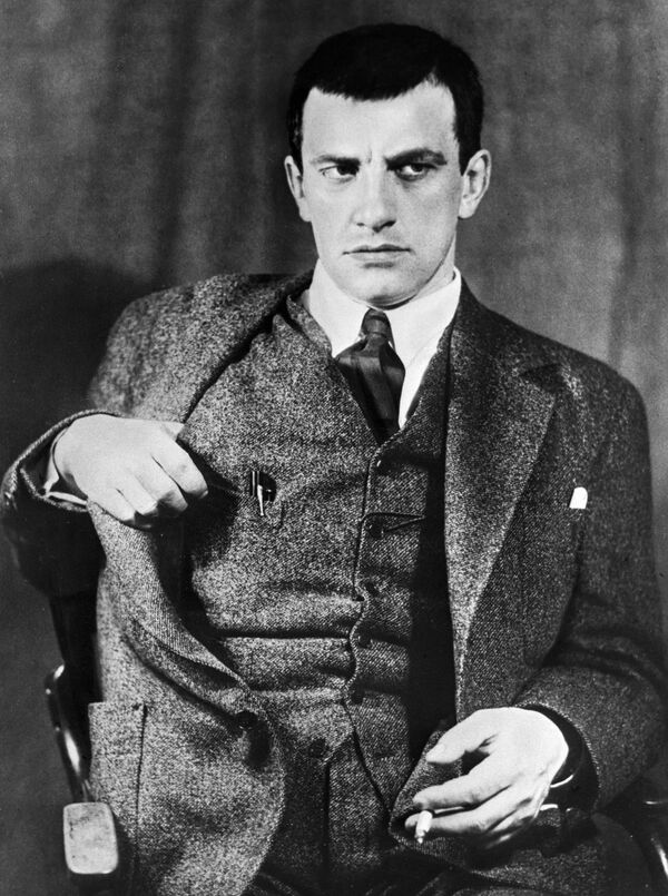 Vladímir Mayakovski - Sputnik Mundo