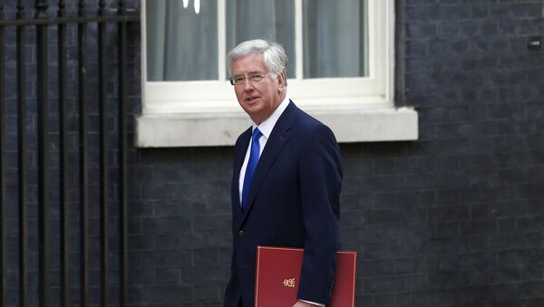 El secretario de Defensa del Reino Unido, Michael Fallon - Sputnik Mundo