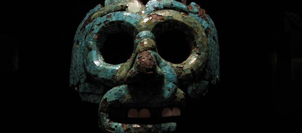 La máscara funeraria azteca - Sputnik Mundo