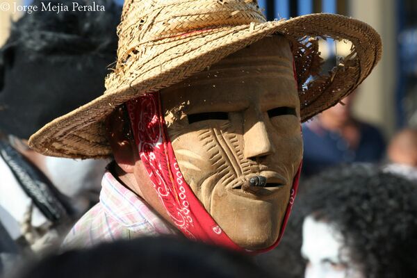 La máscara de disfráz - Sputnik Mundo