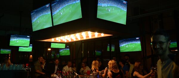 Transmisión del fútbol - Sputnik Mundo