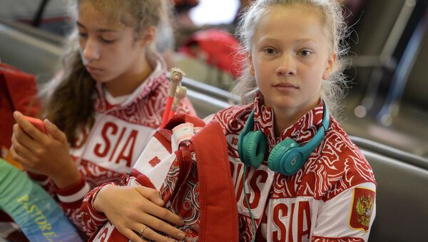 Atleta rusa de gimnasia artistica Daria Dúbova - Sputnik Mundo