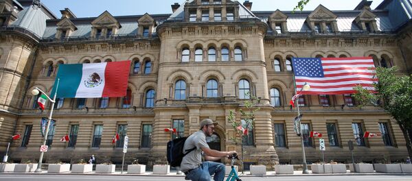 Banderas de México y EEUU - Sputnik Mundo