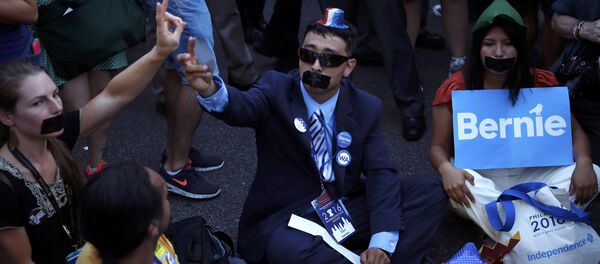 Los partidarios de Sanders Los partidarios de Sanders - Sputnik Mundo