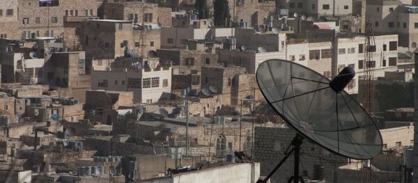 El asentamiento judío de Kiryat Arbaa junto a la ciudad de Hebrón, en la Cisjordania ocupada - Sputnik Mundo