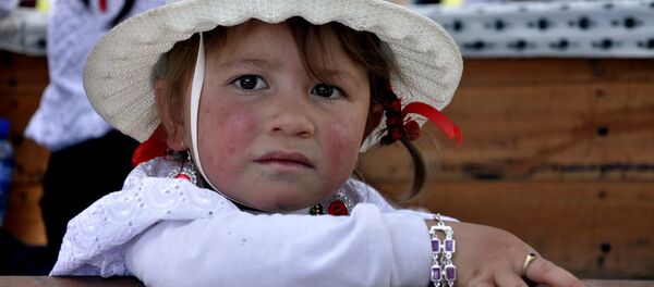 Niña ecuatoriana - Sputnik Mundo