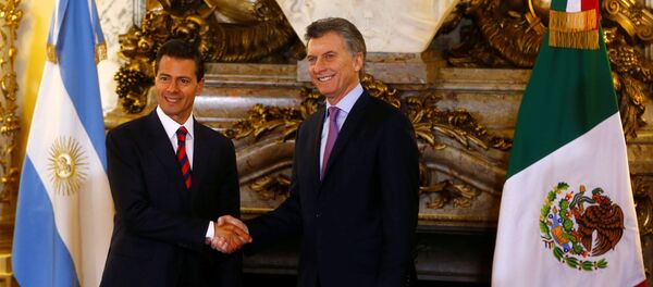 Presidente de México, Enrique Peña Nieto, y presidente de Argentina, Mauricio Macri (archivo) - Sputnik Mundo