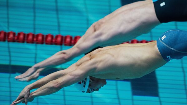 Los nadadores (archivo) - Sputnik Mundo