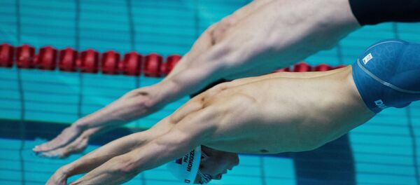 Los nadadores (archivo) - Sputnik Mundo