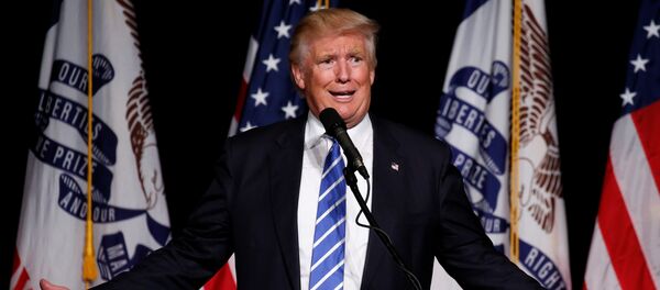 El candidato republicano a la presidencia de EEUU, Donald Trump - Sputnik Mundo