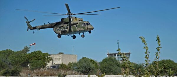 Un helicóptero multipropósito ruso Mi-8 en Siria (archivo) - Sputnik Mundo